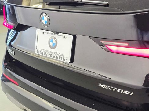 Used 2025 BMW X1 xDrive28i w/ Convenience Package AWD/4WD image 7