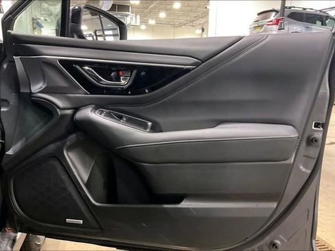 Used 2025 Subaru Outback Limited image 24