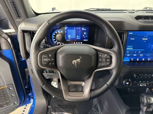 Used 2024 Ford Bronco Badlands AWD/4WD image 12
