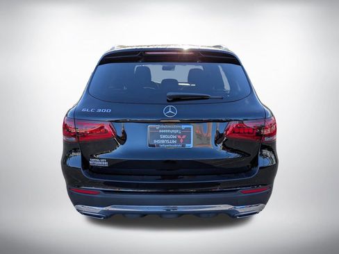 Used 2022 Mercedes-Benz GLC 300 image 5