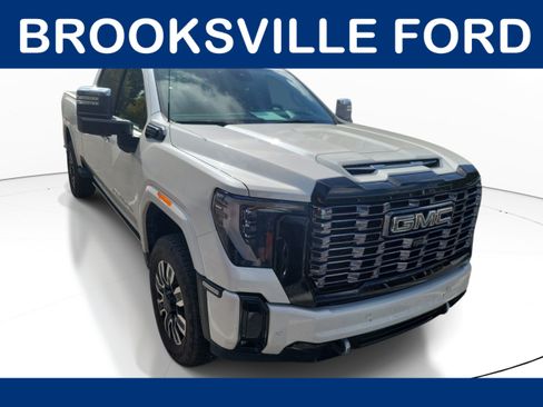 Used 2025 GMC Sierra 2500 Denali Ultimate AWD/4WD image 1