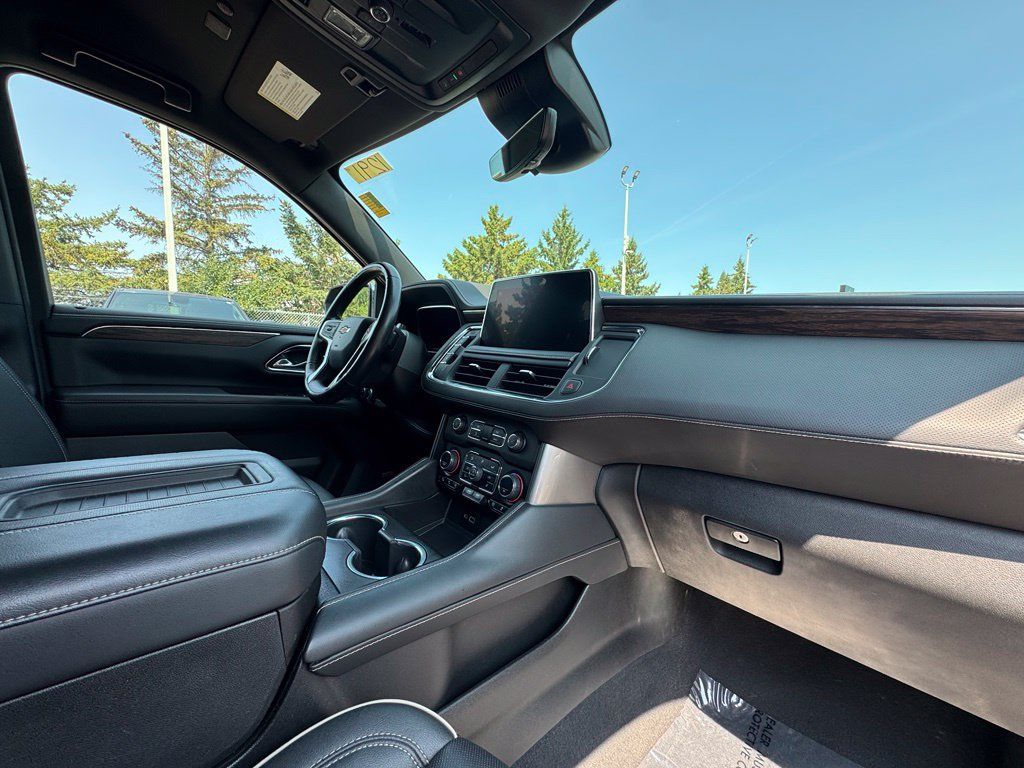 Used 2023 Chevrolet Tahoe Premier w/ Advanced Technology Package AWD/4WD image 39