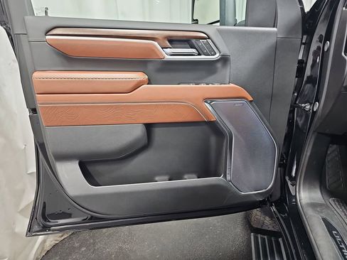 New 2025 GMC Sierra 2500 Denali Ultimate image 27