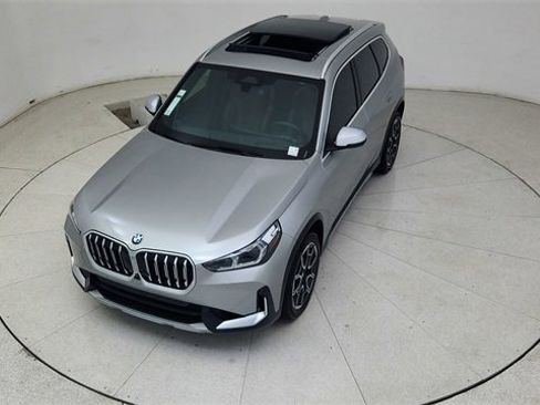 Used 2024 BMW X1 xDrive28i w/ Premium Package image 76