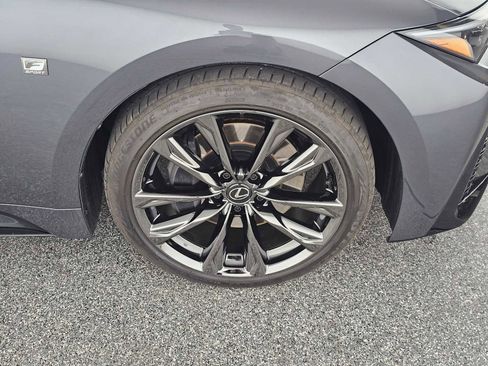 Certified 2025 Lexus IS 350 F Sport image 9