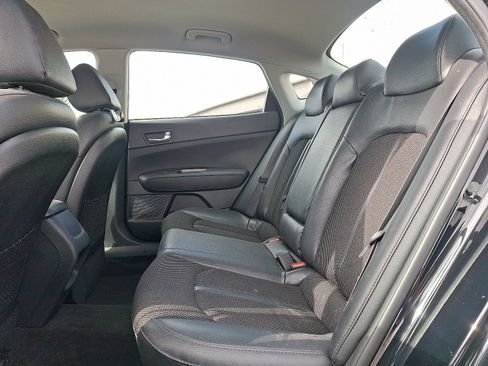 Used 2020 Kia Optima S image 10