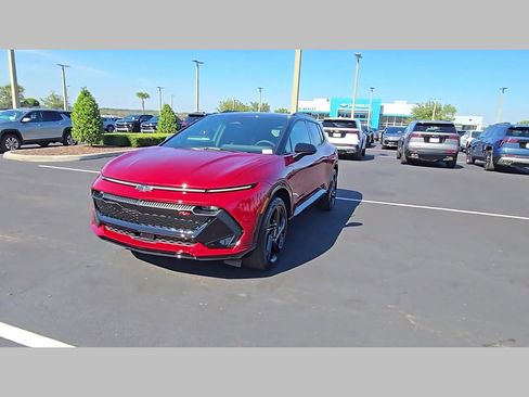 New 2026 Chevrolet Equinox EV RS image 24