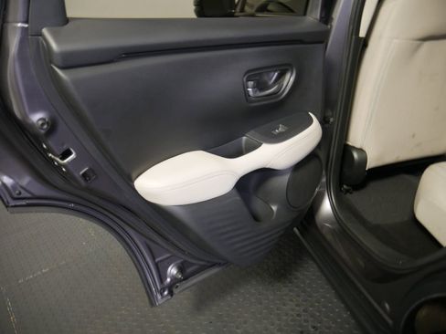 Certified 2024 Honda HR-V LX image 12