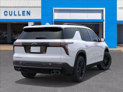 New 2026 Chevrolet Traverse LT w/ Midnight/Sport Edition FWD image 4