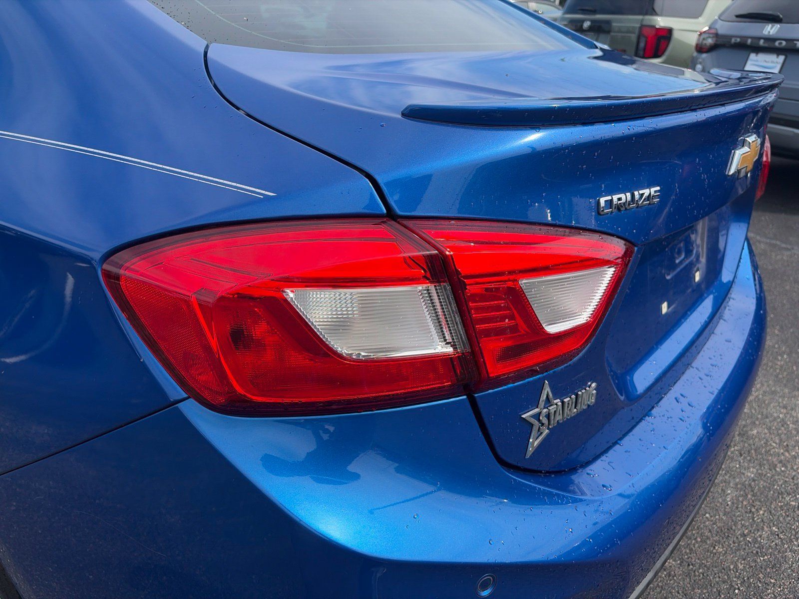 Used 2018 Chevrolet Cruze LT w/ Convenience Package FWD image 16