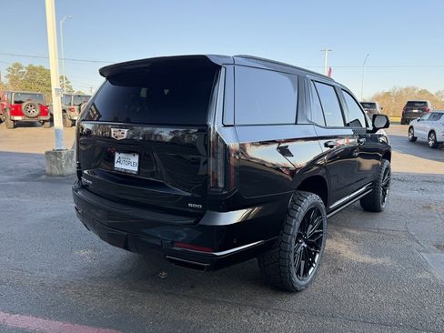 Used 2026 Cadillac Escalade Platinum Sport w/ LPO, Floor Liner Package image 6