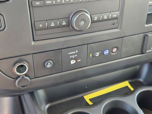 New 2025 Chevrolet Express 2500 w/ Driver Convenience Package image 33