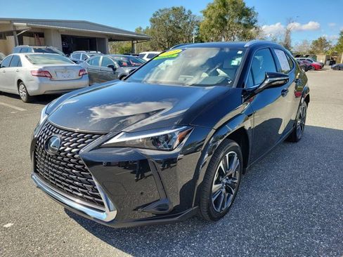 Used 2023 Lexus UX 250h FWD w/ Premium Package image 14