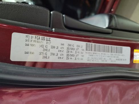 Used 2018 Jeep Grand Cherokee Altitude image 47