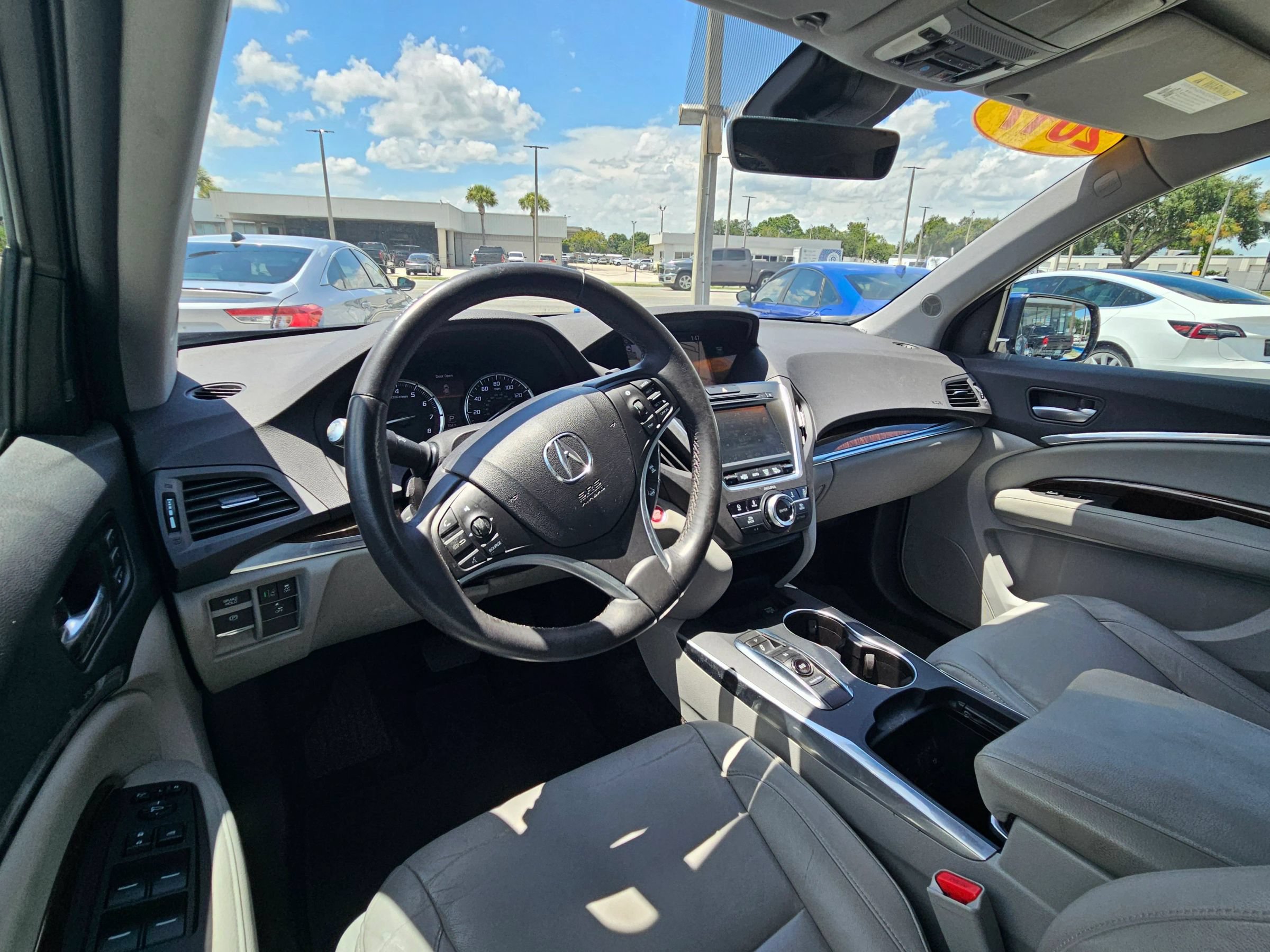Used 2017 Acura MDX w/ Technology Package FWD image 16