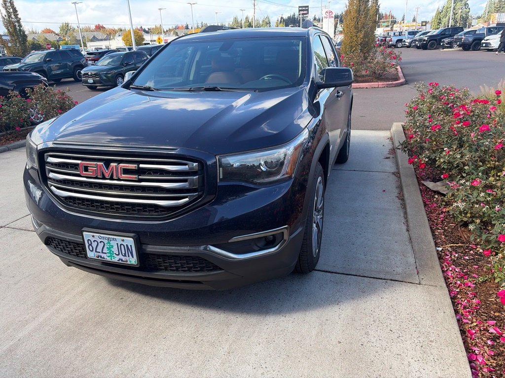 Used 2017 GMC Acadia SLT AWD/4WD image 9