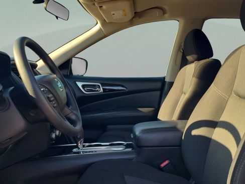 Certified 2020 Nissan Pathfinder S image 23