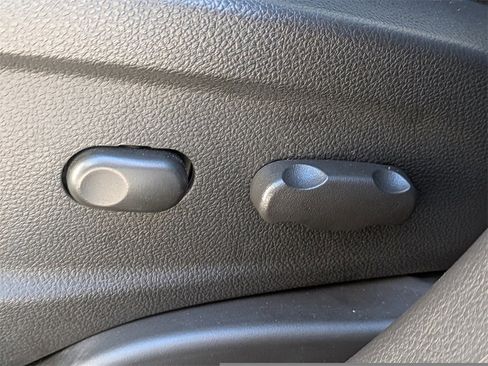 Used 2022 Buick Encore Preferred w/ Safety Package image 20