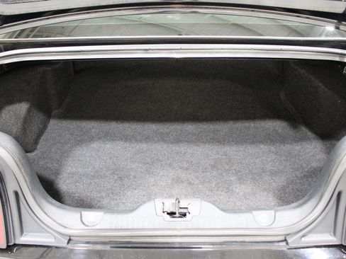 Used 2013 Ford Mustang Coupe RWD image 18