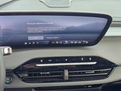 New 2025 Buick Enclave Sport Touring w/ Power Package image 29