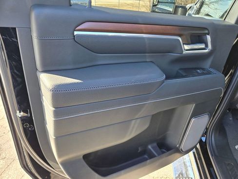 New 2026 GMC Sierra 3500 Denali w/ Denali Reserve Package AWD/4WD image 28