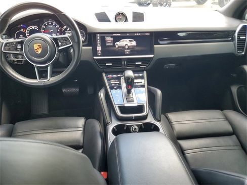 Used 2019 Porsche Cayenne image 13