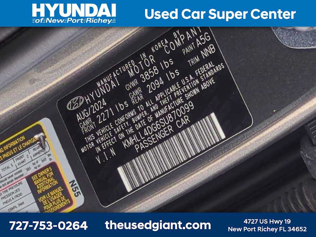 Used 2025 Hyundai Elantra SE FWD image 29