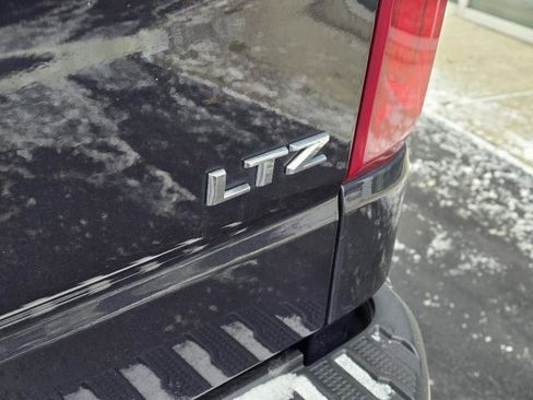 Used 2024 Chevrolet Silverado 1500 LTZ w/ LTZ Convenience Package II image 7