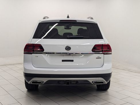 Used 2020 Volkswagen Atlas SE w/ Panoramic Sunroof Package image 8