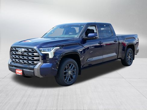 Certified 2022 Toyota Tundra Platinum w/ Advanced Package AWD/4WD image 3