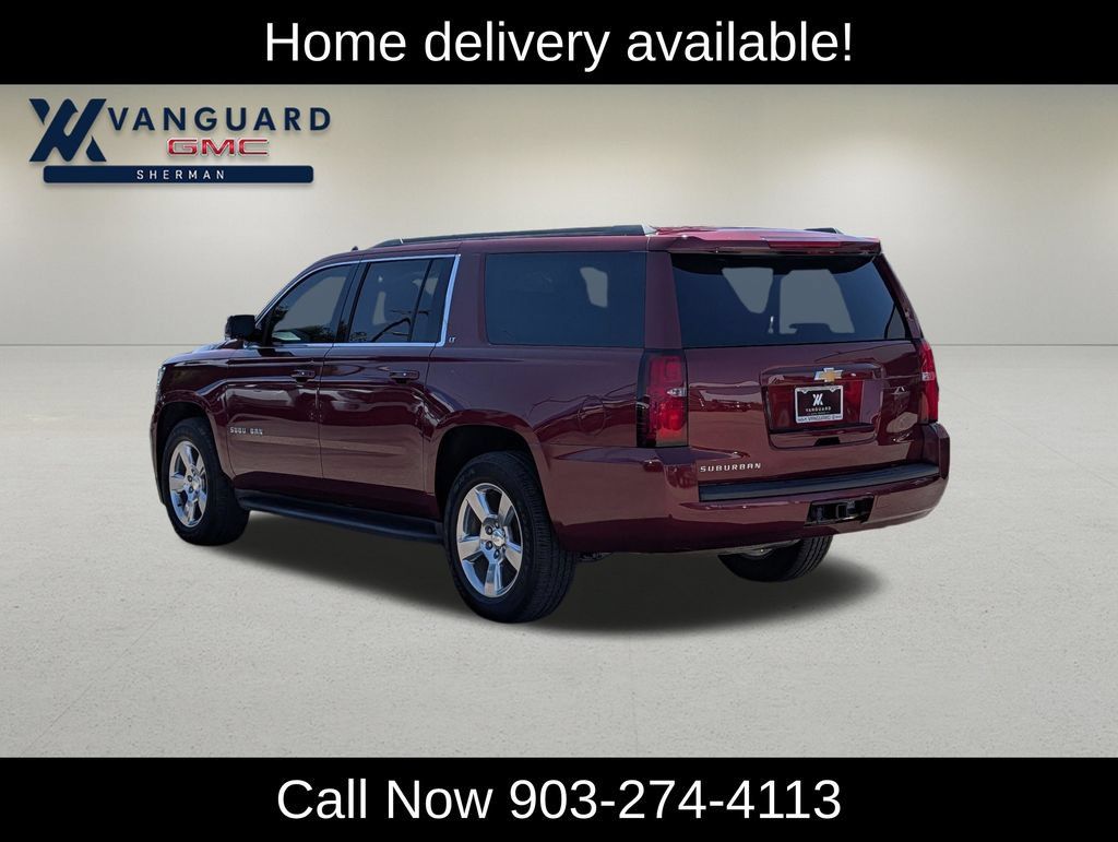 Used 2020 Chevrolet Suburban LT w/ Luxury Package AWD/4WD image 4