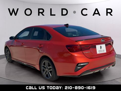 Used 2021 Kia Forte GT-Line w/ GT-Line Premium Package FWD image 5