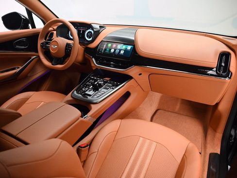 New 2026 Aston Martin DBX 707 AWD/4WD image 10