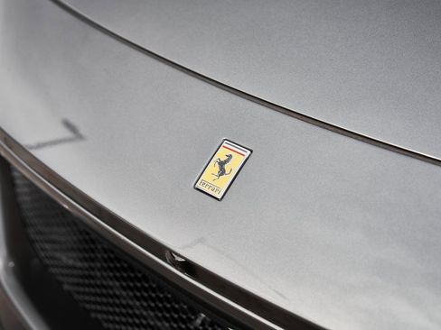 Used 2025 Ferrari Purosangue image 6