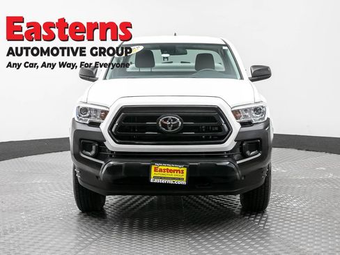Used 2020 Toyota Tacoma SR RWD image 2