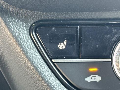 Certified 2026 Honda HR-V EX-L image 9