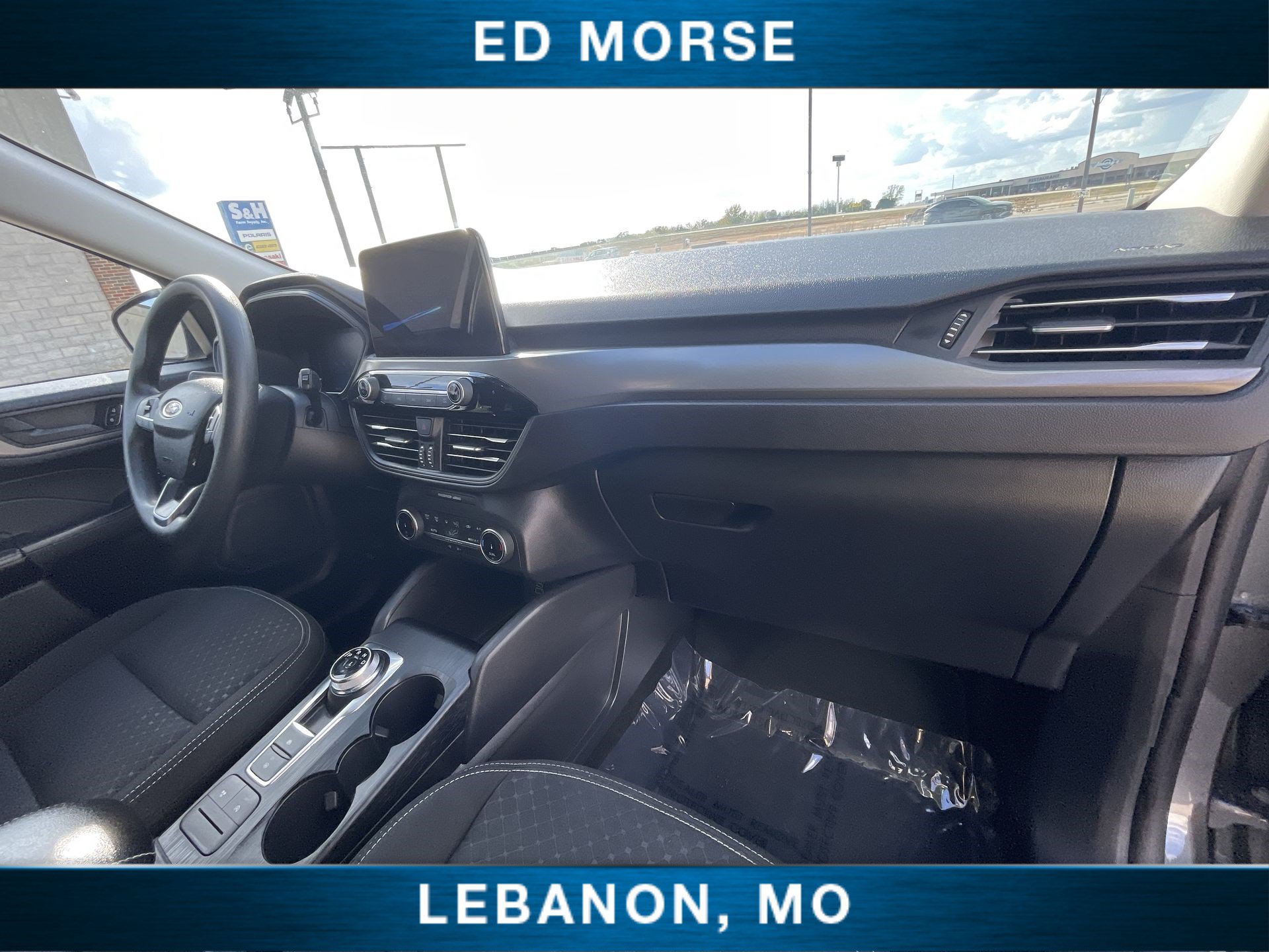 Used 2025 Ford Escape Active AWD/4WD image 27