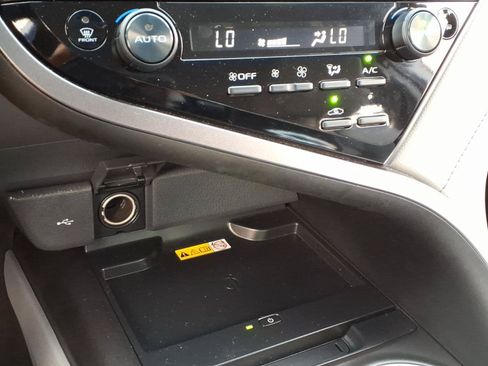 Certified 2024 Toyota Camry XLE FWD image 18