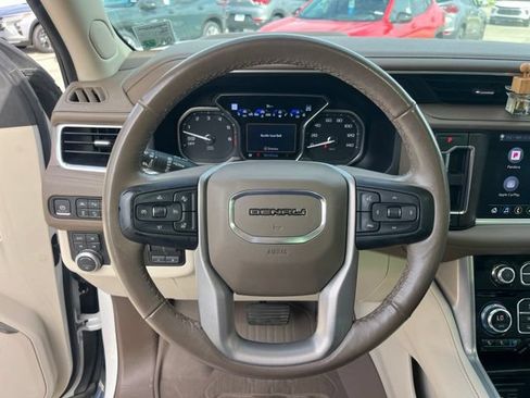 Used 2021 GMC Yukon XL Denali w/ Denali Ultimate Package AWD/4WD image 19