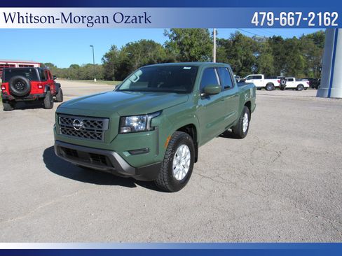 Used 2022 Nissan Frontier SV image 3