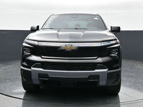 New 2026 Chevrolet Silverado EV LT AWD/4WD image 2