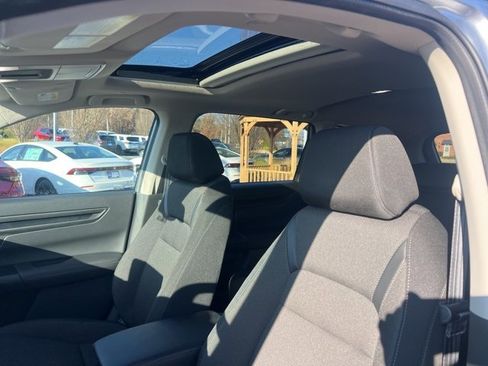 Certified 2024 Honda CR-V EX image 15