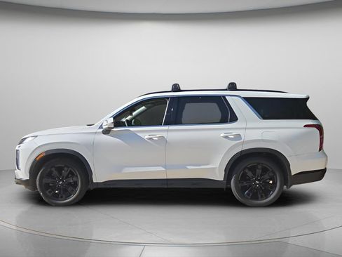 Used 2024 Hyundai Palisade XRT FWD image 3