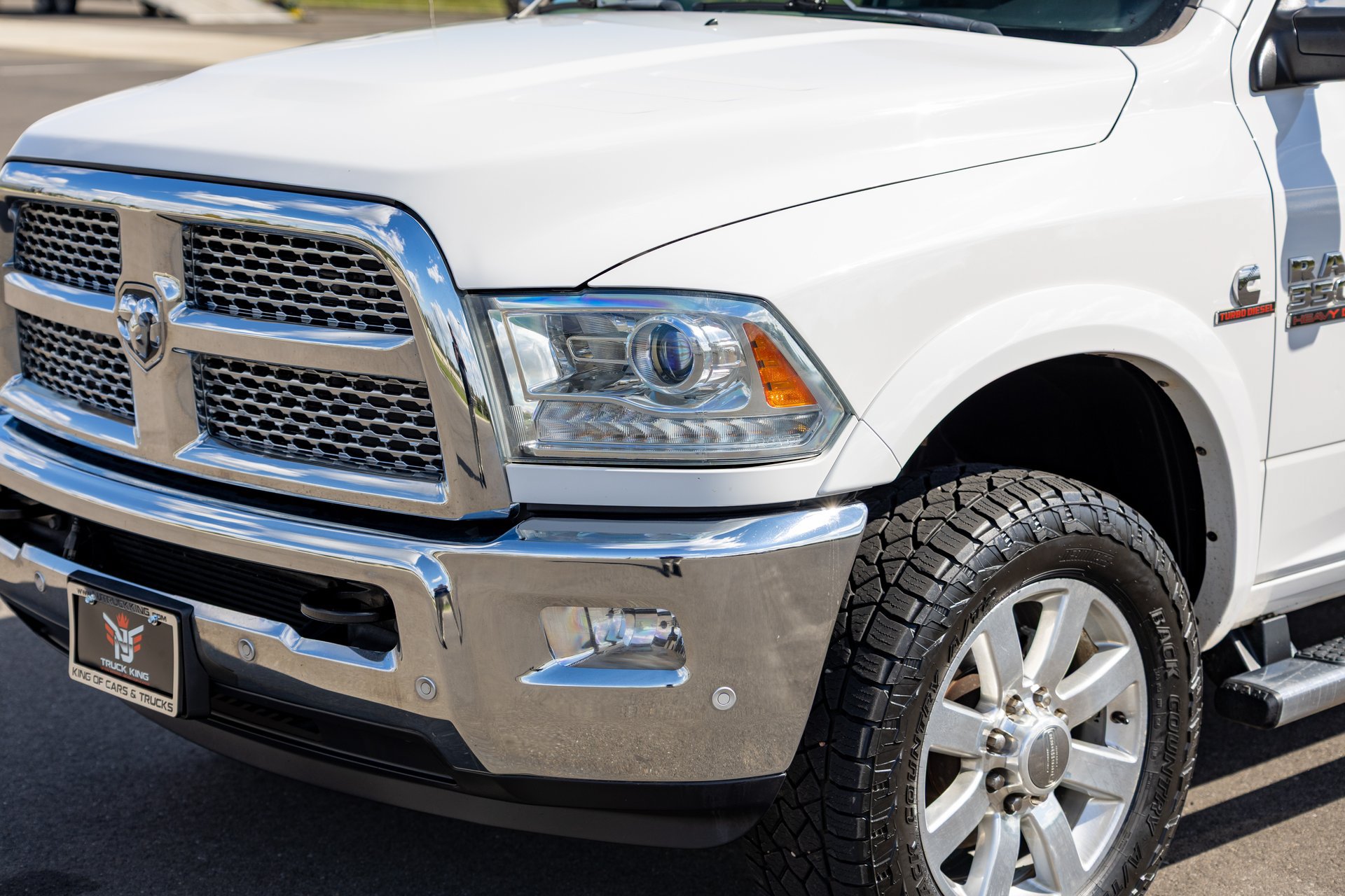 Used 2018 RAM 3500 Laramie w/ Cold Weather Group AWD/4WD image 24