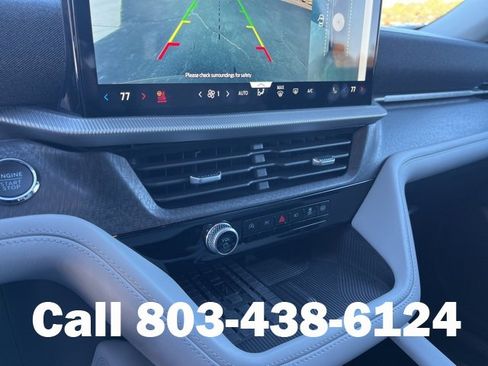 Used 2025 Ford Explorer Platinum w/ Ultimate Package image 27