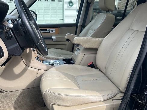 Used 2015 Land Rover LR4 HSE image 9