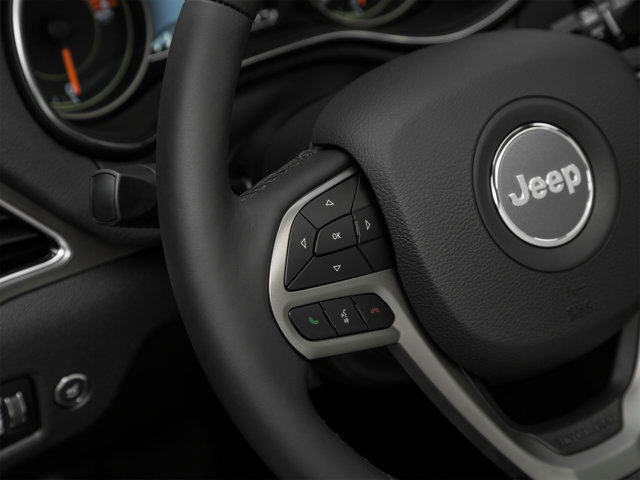 Used 2019 Jeep Cherokee Latitude Plus FWD image 63