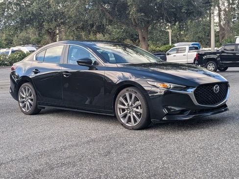 Used 2024 MAZDA MAZDA3 s FWD image 2
