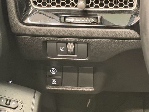 Used 2024 Honda Civic Sport image 29