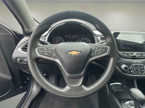 Used 2023 Chevrolet Malibu LT image 11